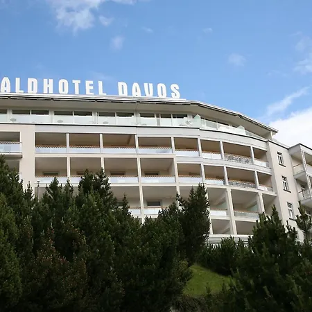 فندق Waldhotel & - For Body & Soul دافوس