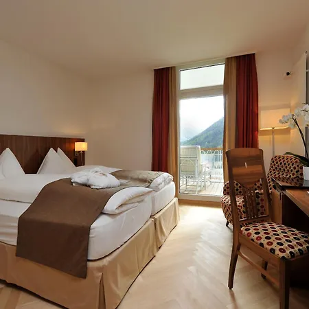 Готель Waldhotel & - For Body & Soul 4*